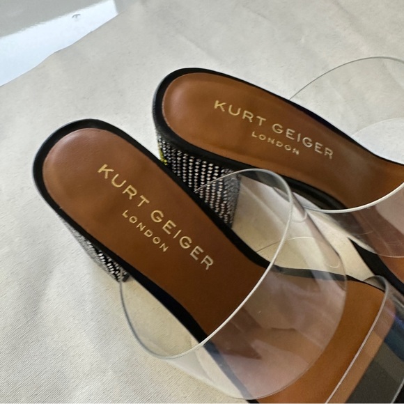 (NWOT) Kurt Geiger Party Clear Embellished Smiley Face Block Heel Sandals 6.5 - Picture 5 of 8